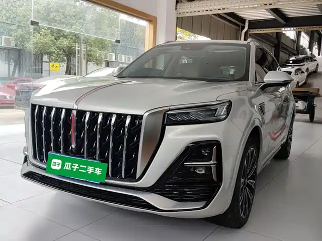 Hongqi HS5
