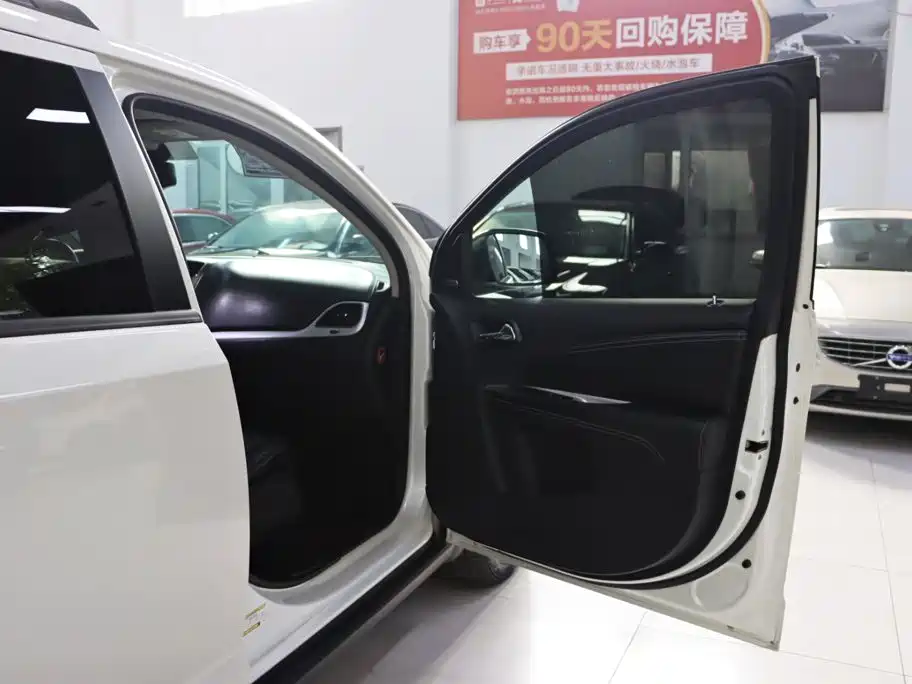 Dodge Journey — миниатюра 27