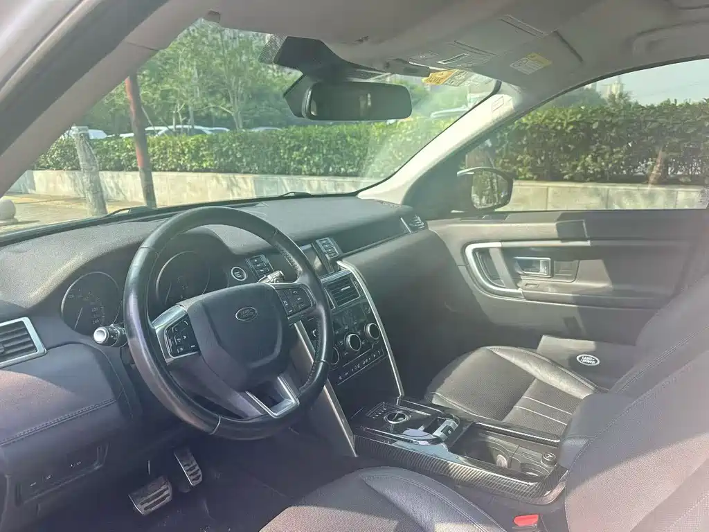 Land Rover Discovery Sport — миниатюра 4