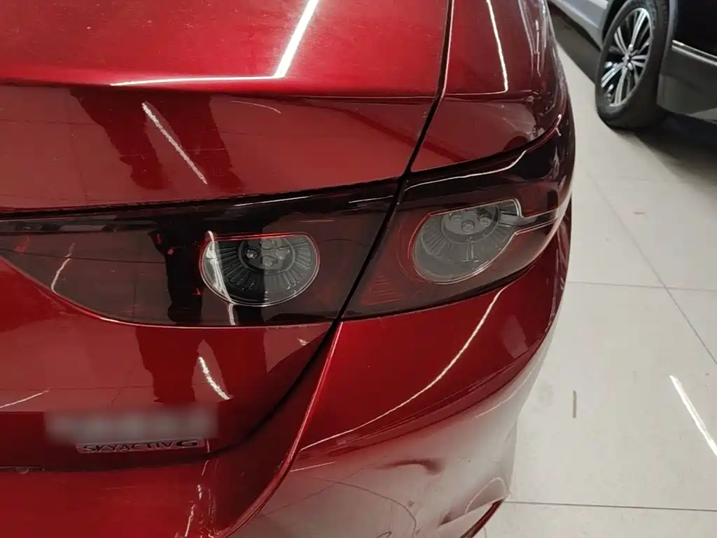 Mazda 3 Axela — миниатюра 8