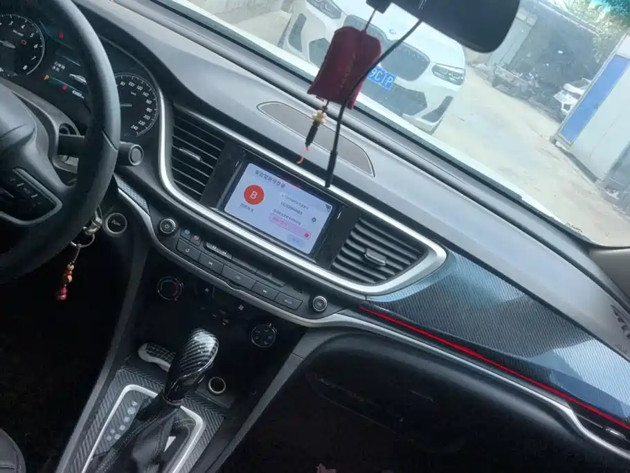 Buick Excelle — миниатюра 13
