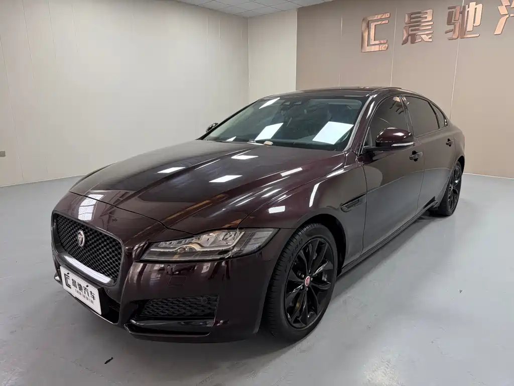 Jaguar XFL 2020