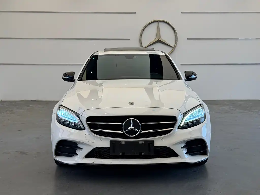 Mercedes-Benz C-Class — миниатюра 2
