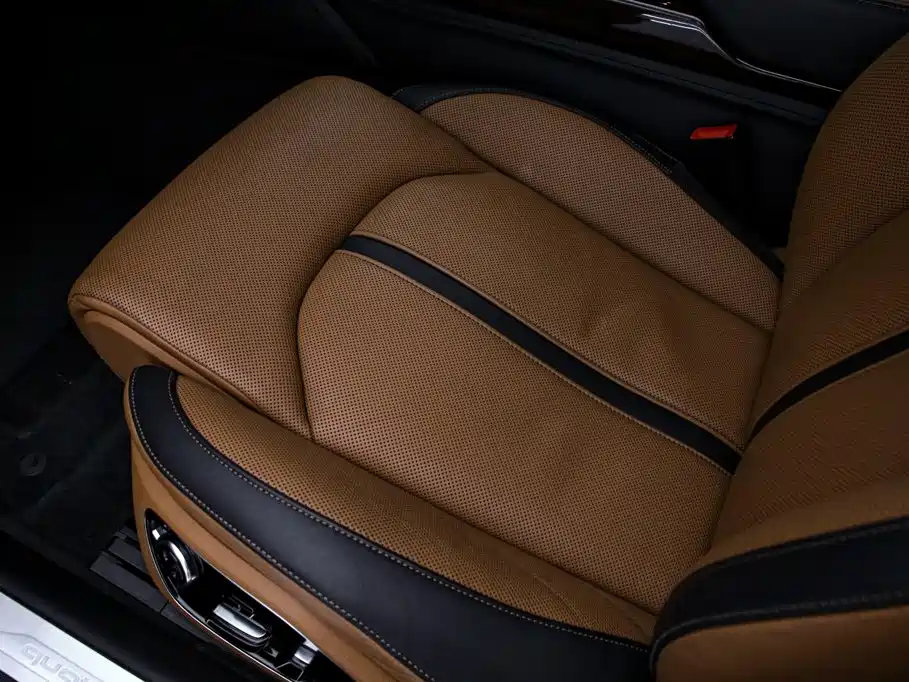 Audi A8 — миниатюра 16