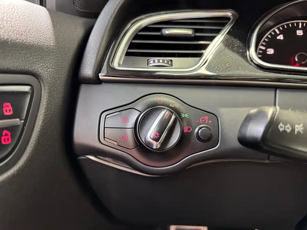 Audi A5 (Import) — миниатюра 17