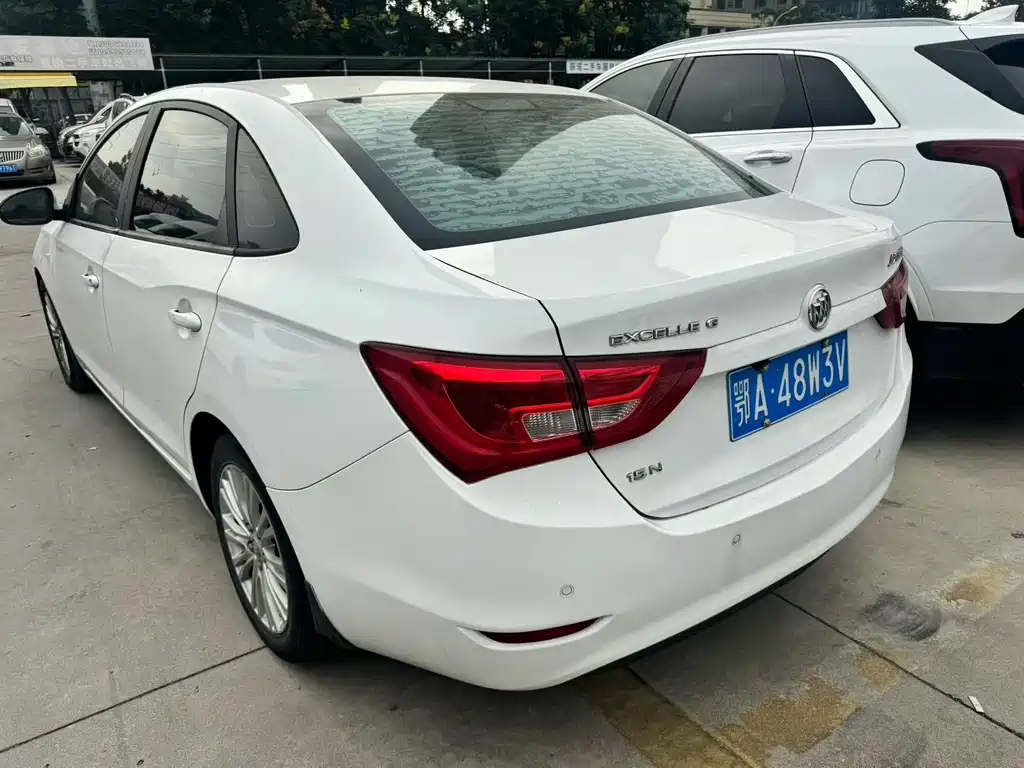 Buick Excelle — миниатюра 7