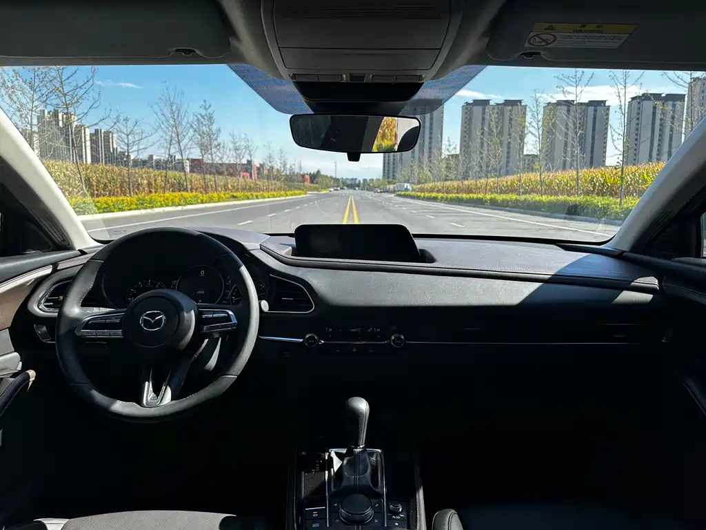 Mazda CX-30 — миниатюра 3