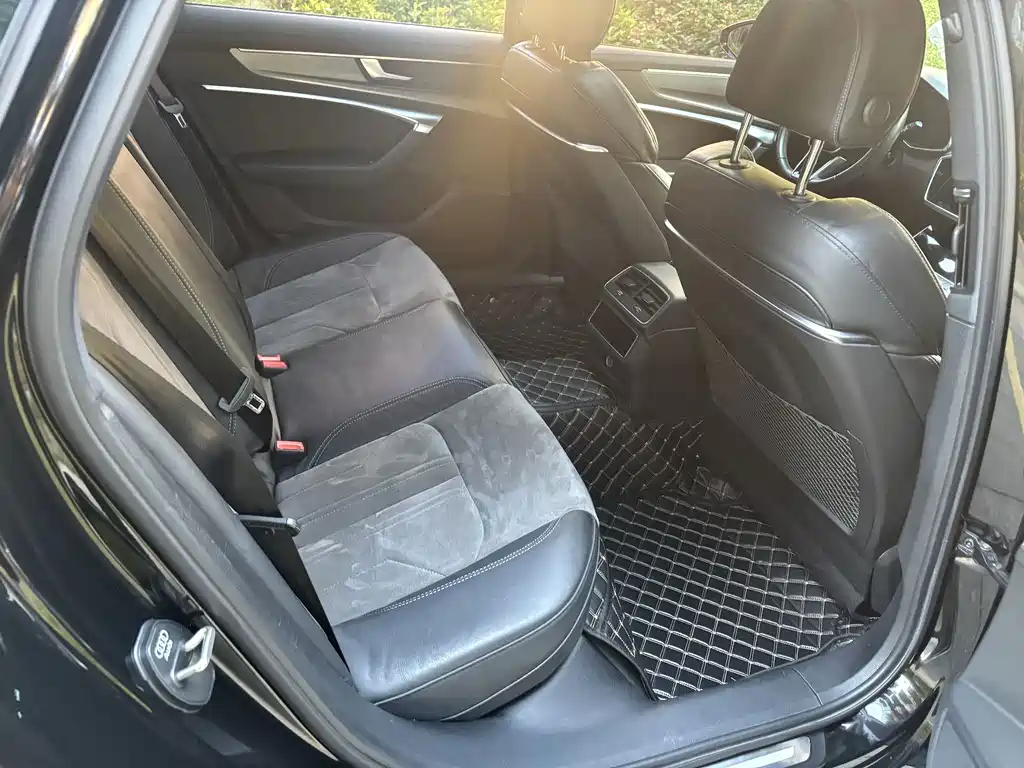 Audi A6L — миниатюра 11