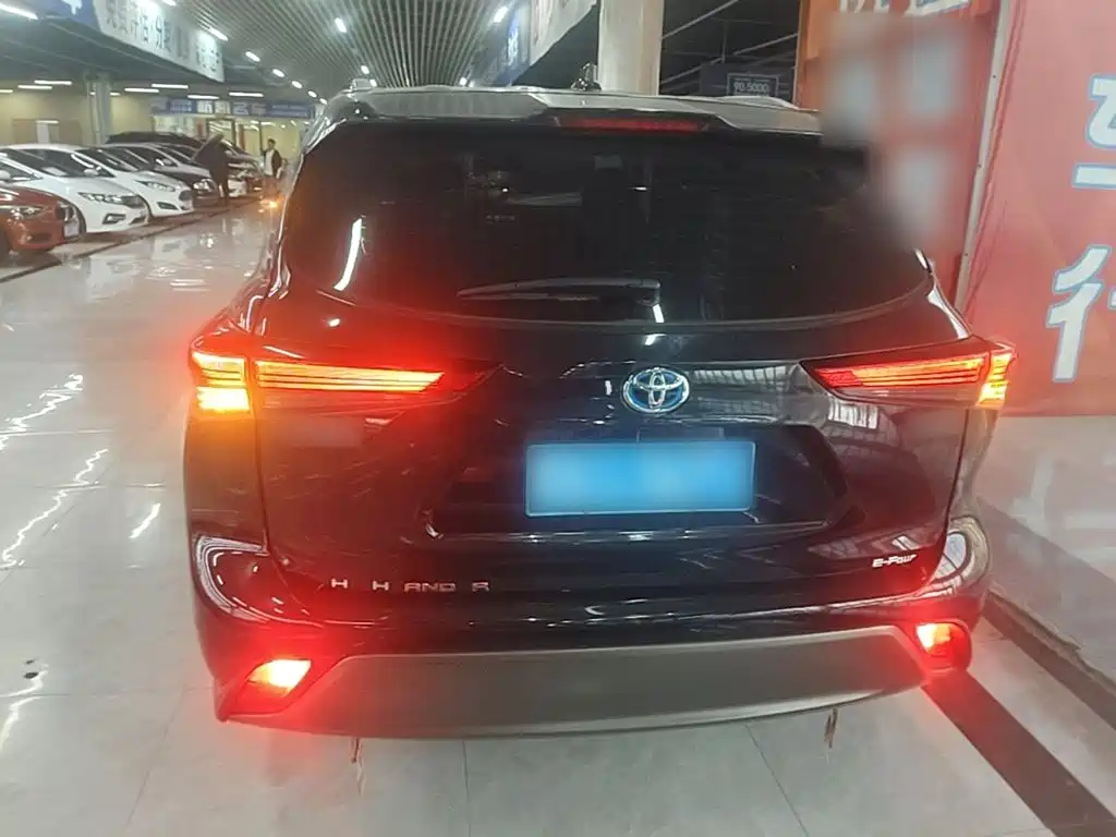 Toyota Highlander — миниатюра 6