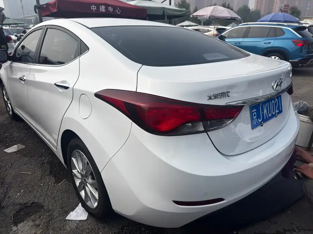 Hyundai Elantra Langdong — миниатюра 9