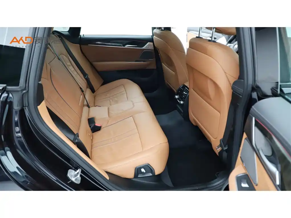 BMW 6 Series GT — миниатюра 8