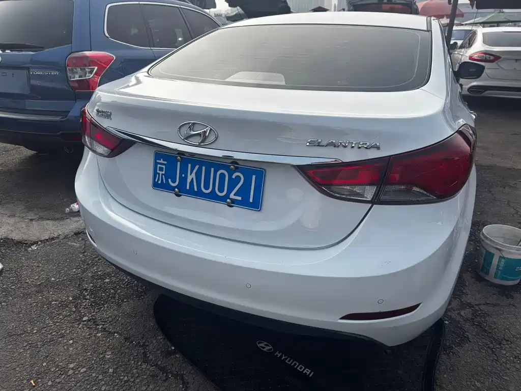 Hyundai Elantra Langdong — миниатюра 11