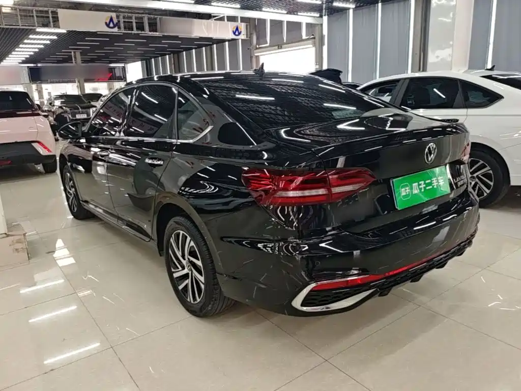Volkswagen Lavida — миниатюра 5