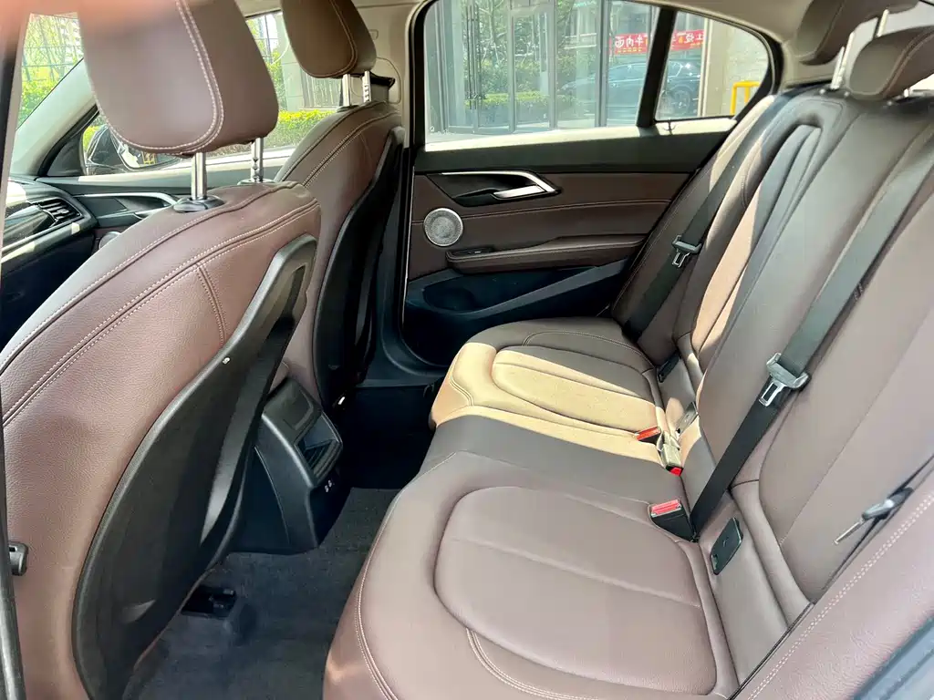 BMW 1 Series — миниатюра 12