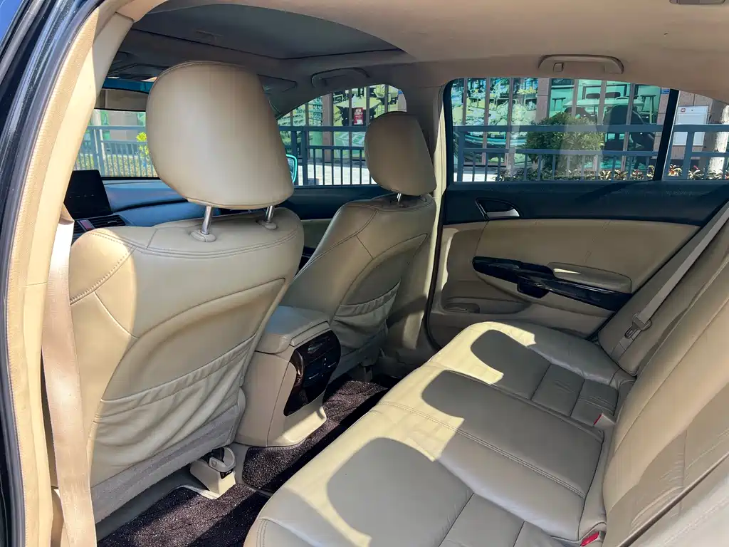 Honda Accord 2007 2.4L AT Luxury