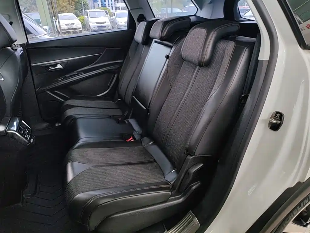 Peugeot 5008 — миниатюра 17