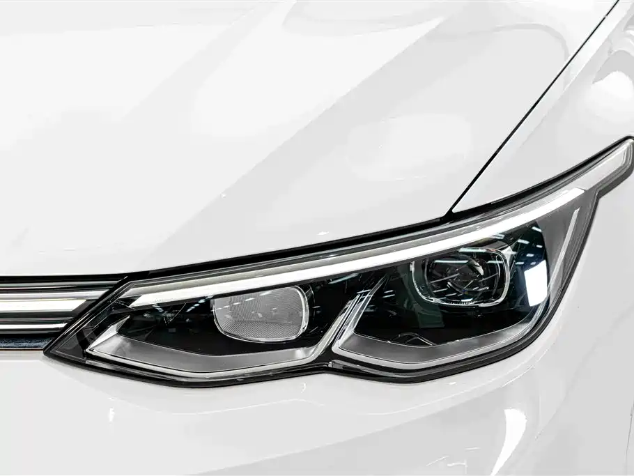 Volkswagen Golf — миниатюра 4