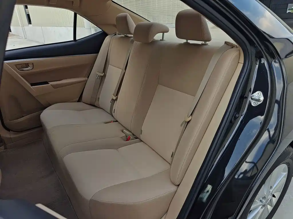 Toyota Corolla — миниатюра 15