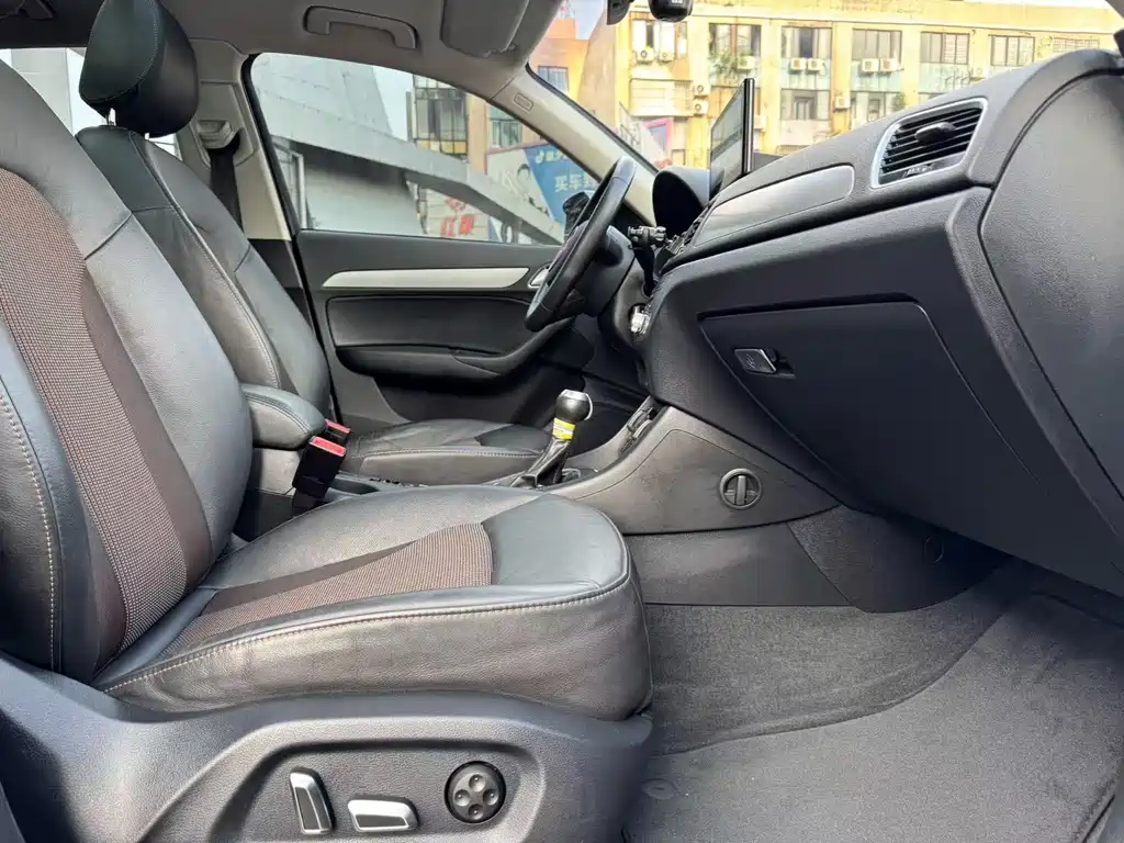 Audi Q3 — миниатюра 12