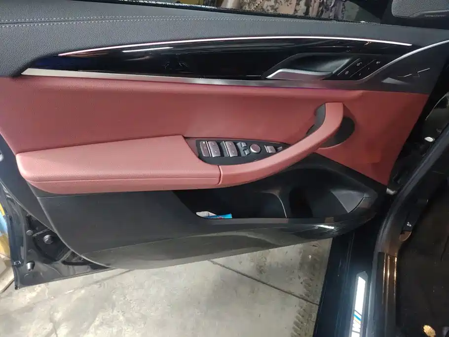 BMW iX3 2023 Lead