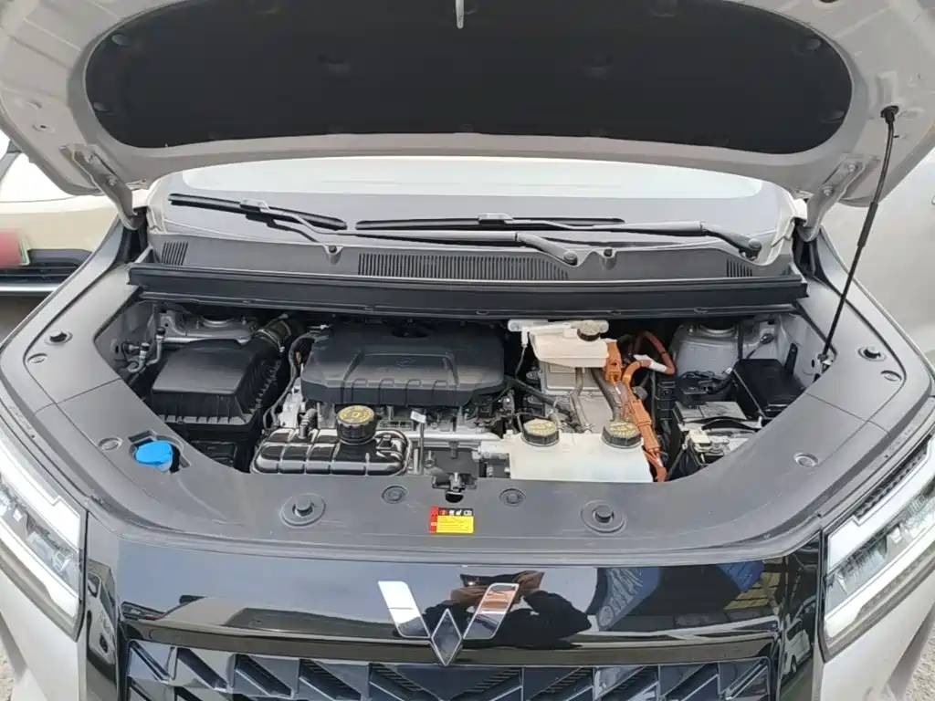 Wuling Xingguang 730 New Energy — миниатюра 20