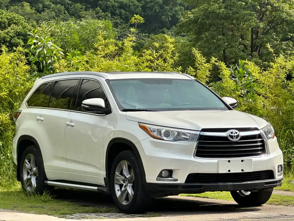 Toyota Highlander — миниатюра 3