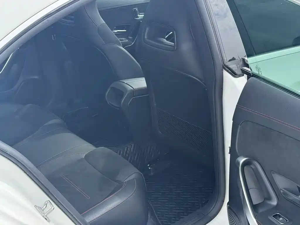 Mercedes-Benz CLA (Import) — миниатюра 16