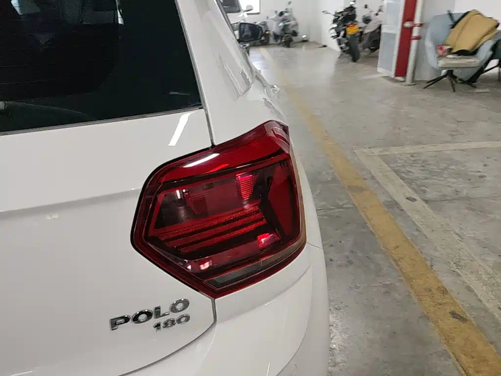 Volkswagen Polo — миниатюра 8
