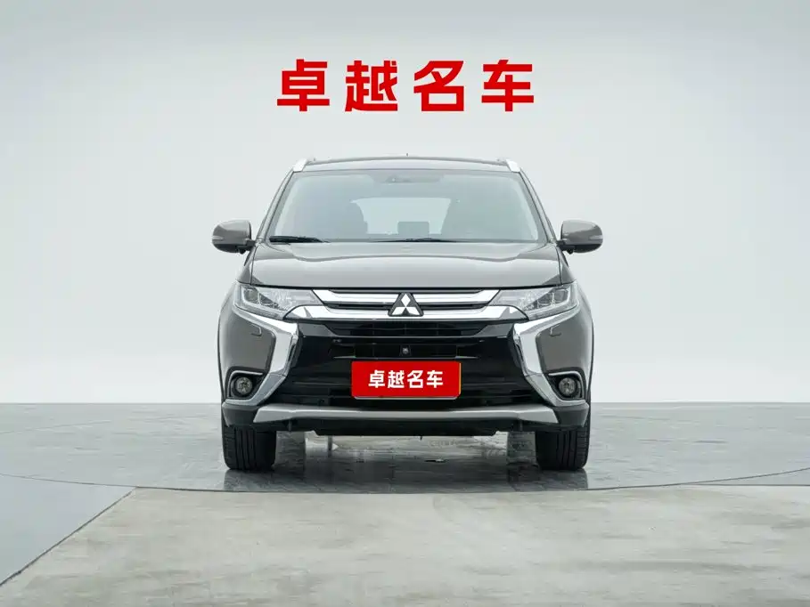 Mitsubishi Outlander — миниатюра 5