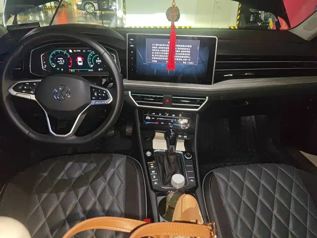 Volkswagen Sagitar — миниатюра 5