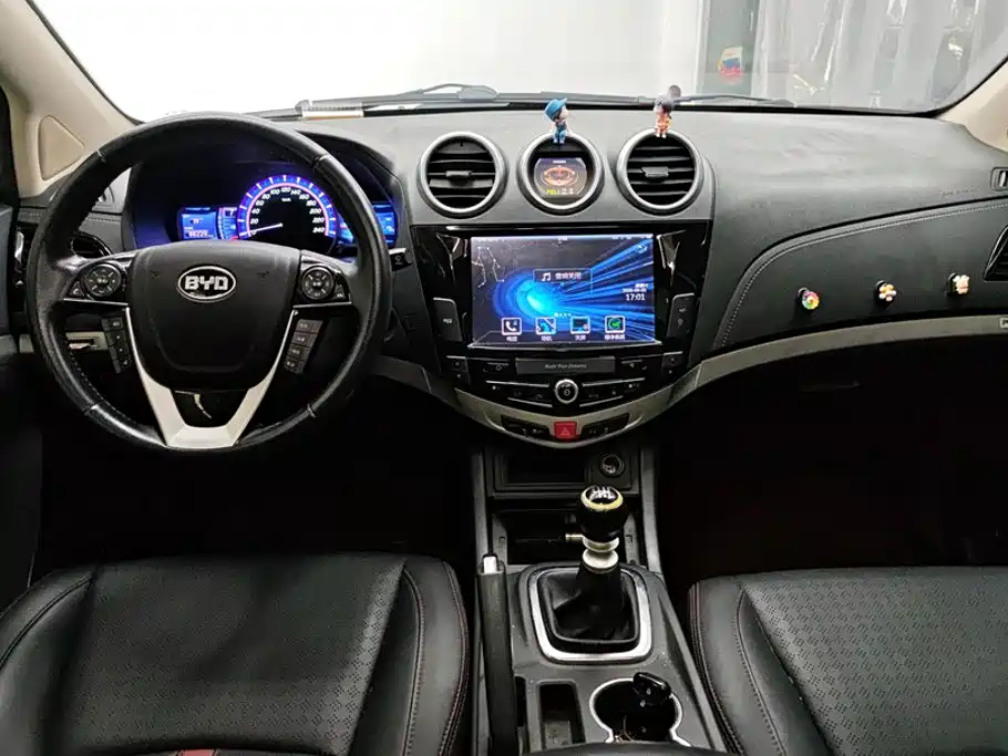 BYD S7 — миниатюра 12