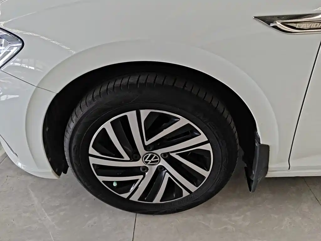 Volkswagen Lavida — миниатюра 23