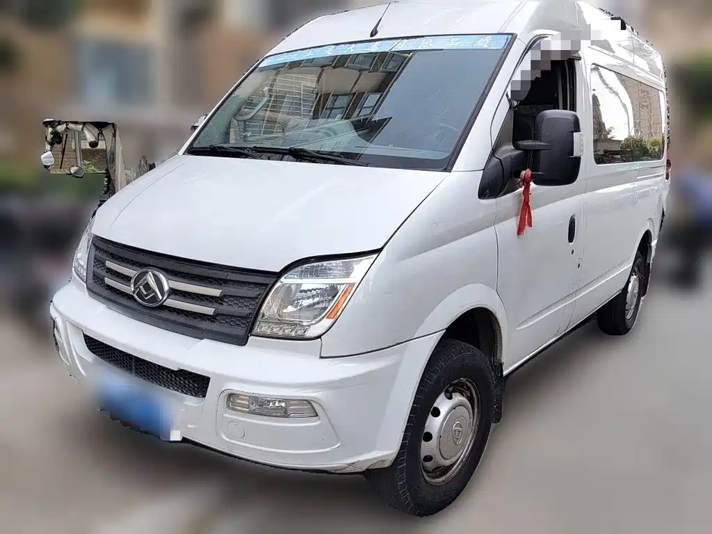 MAXUS V80 — миниатюра 2