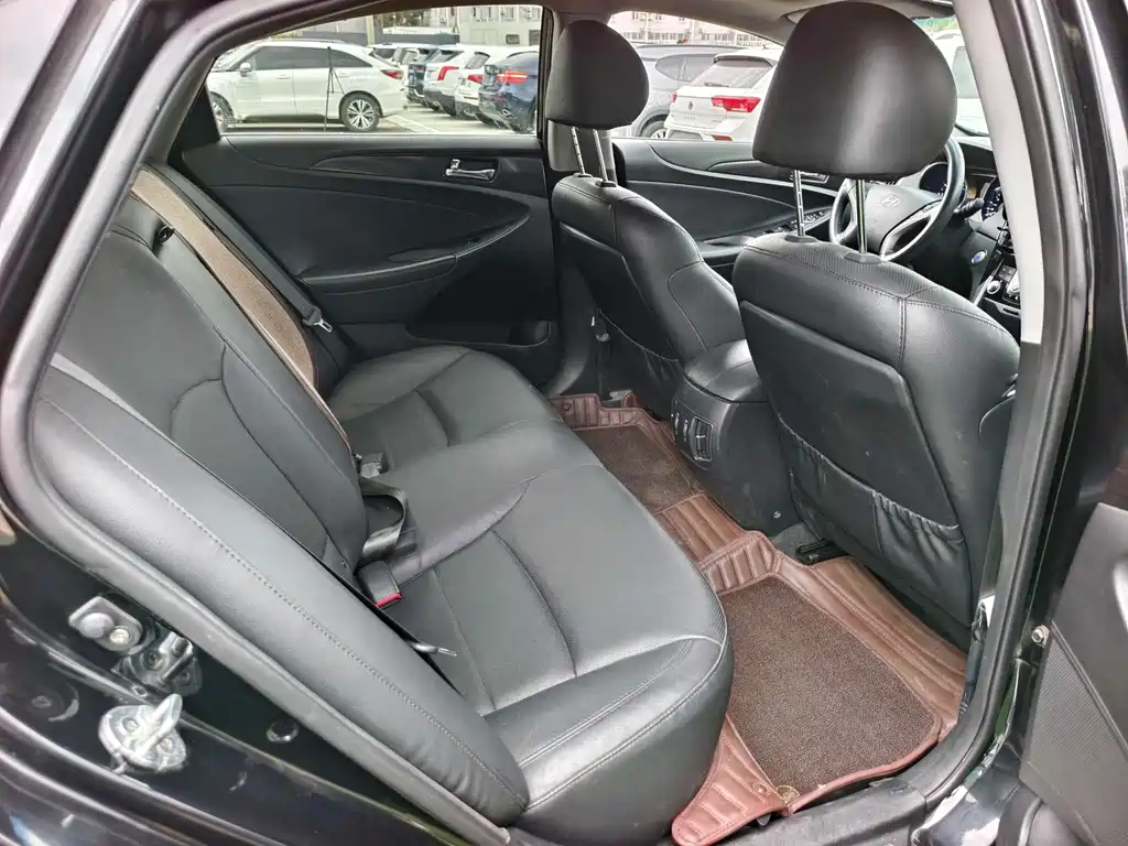 Hyundai Sonata — миниатюра 14