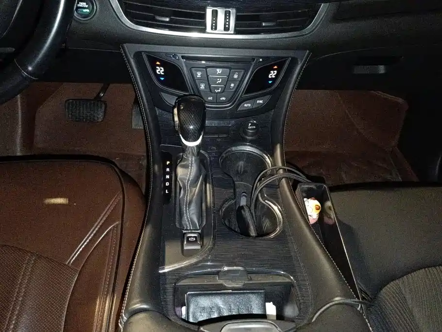 Buick Envision Plus — миниатюра 15