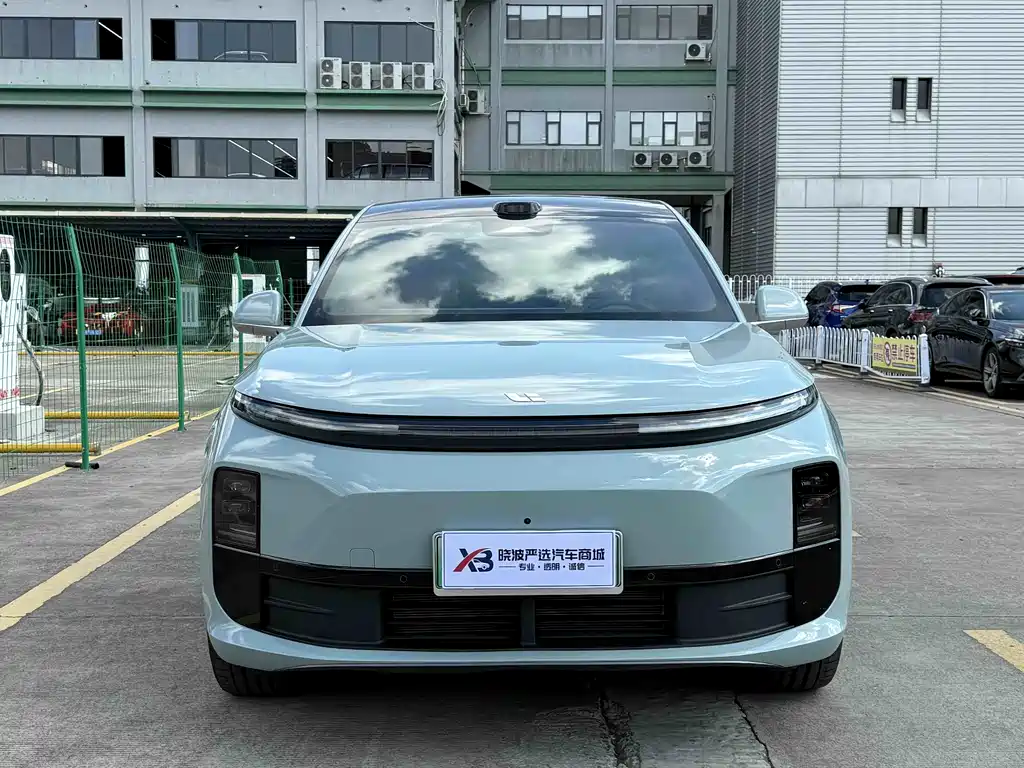 Li Auto L6 2025 Pro