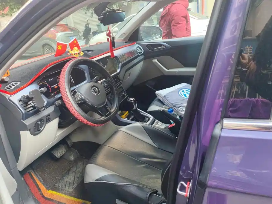 Volkswagen T-Cross — миниатюра 9