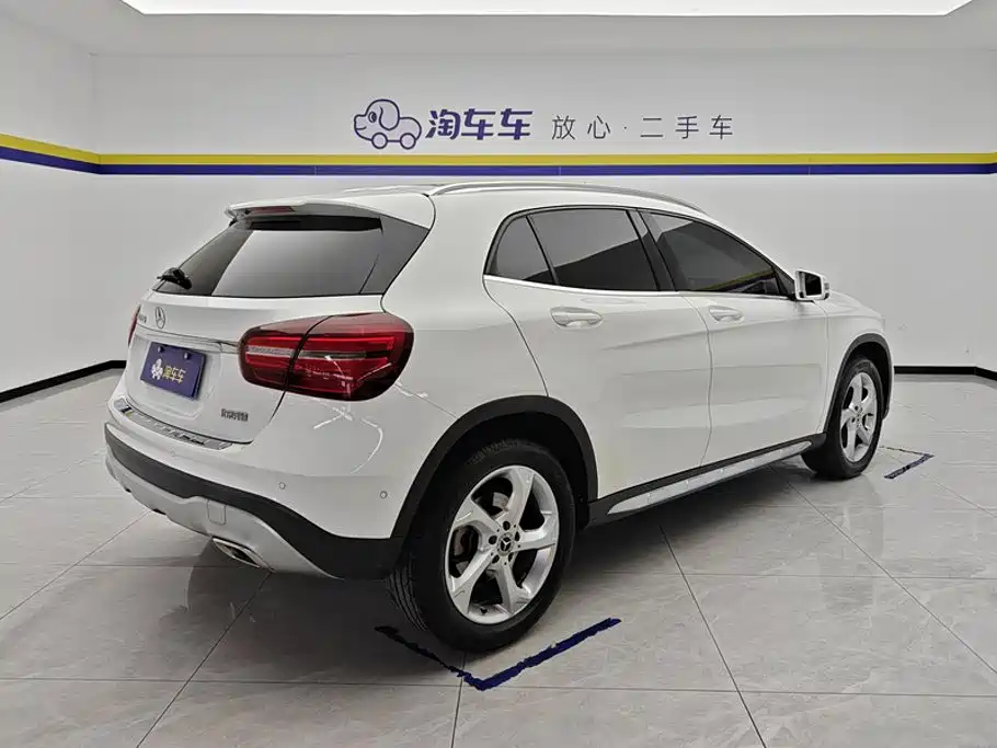 Mercedes-Benz GLA — миниатюра 3