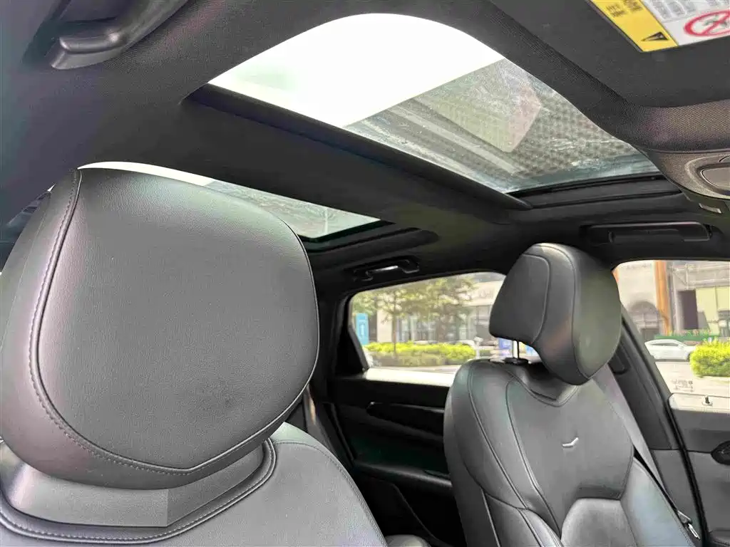 Cadillac CT6 — миниатюра 23