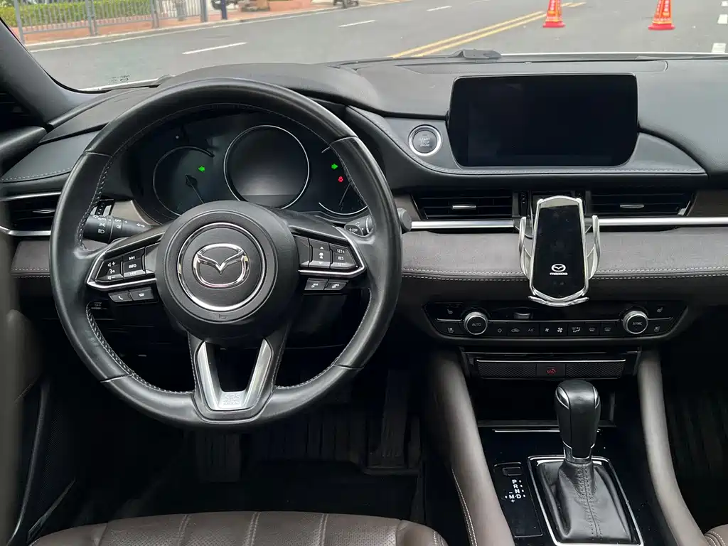 Mazda Atenza — миниатюра 5