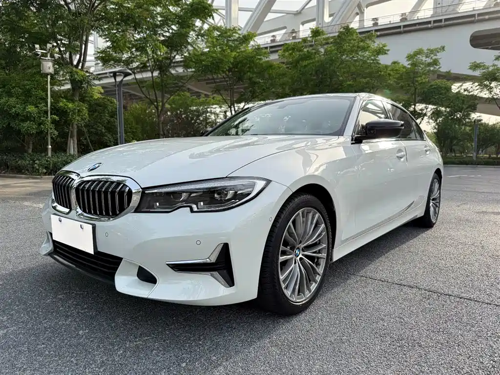 Купить BMW 3 Series