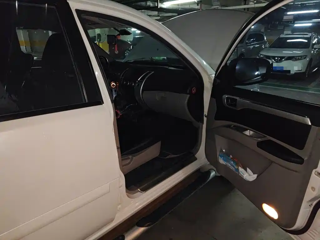 Mitsubishi Pajero Sport — миниатюра 20