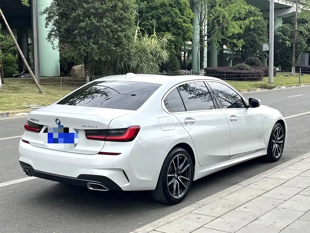 BMW 3 Series — миниатюра 9