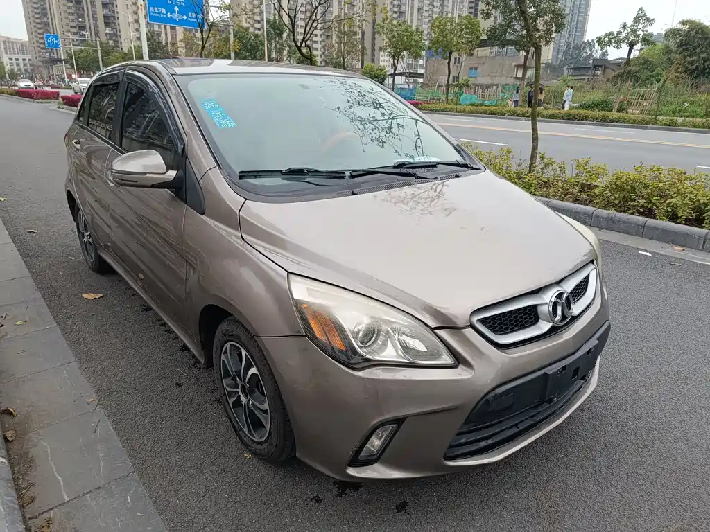 BAIC E-Series — миниатюра 3