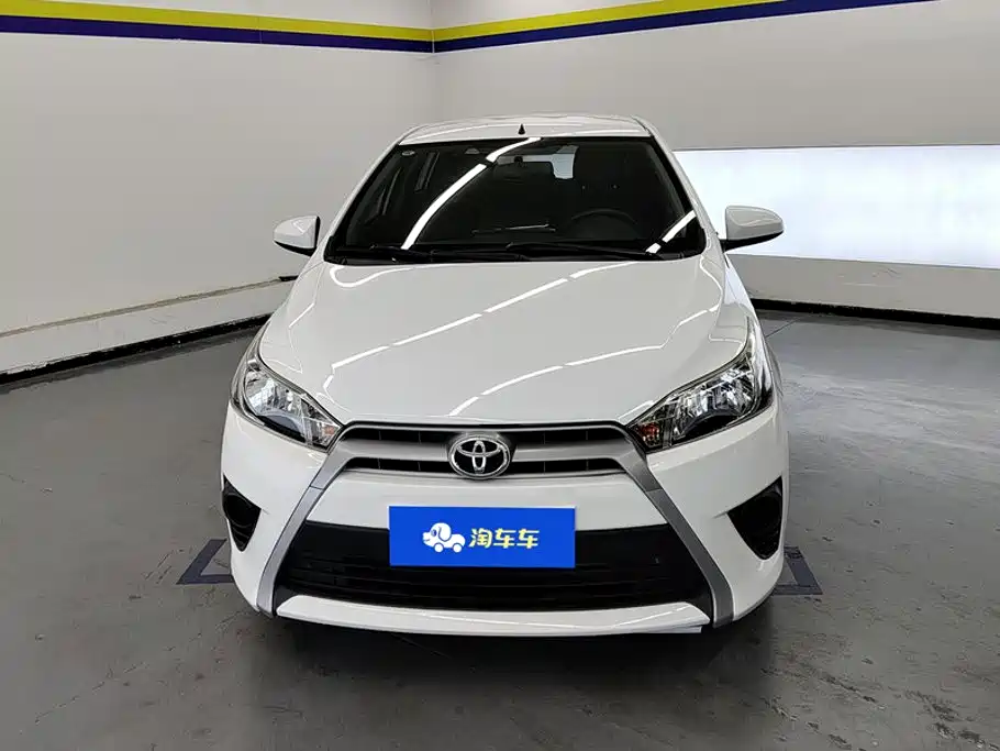 Toyota Yaris L — миниатюра 2
