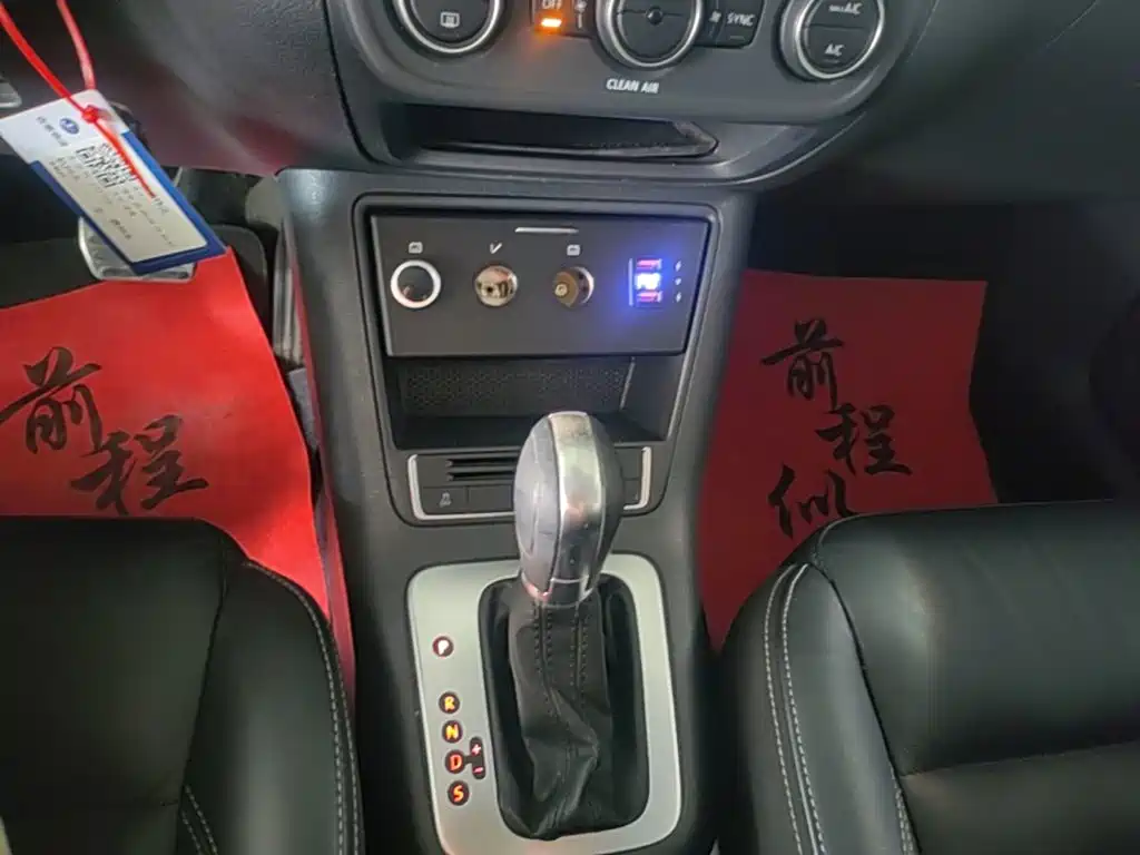 Volkswagen Tiguan — миниатюра 14