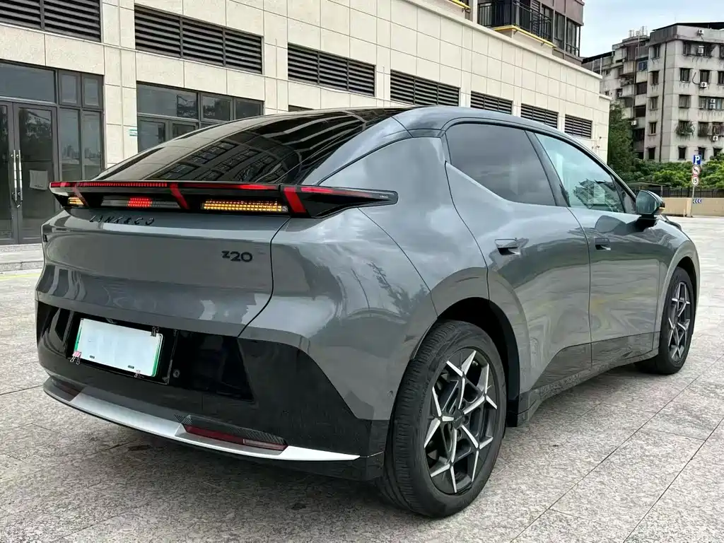 Lynk & Co Z20 — миниатюра 7