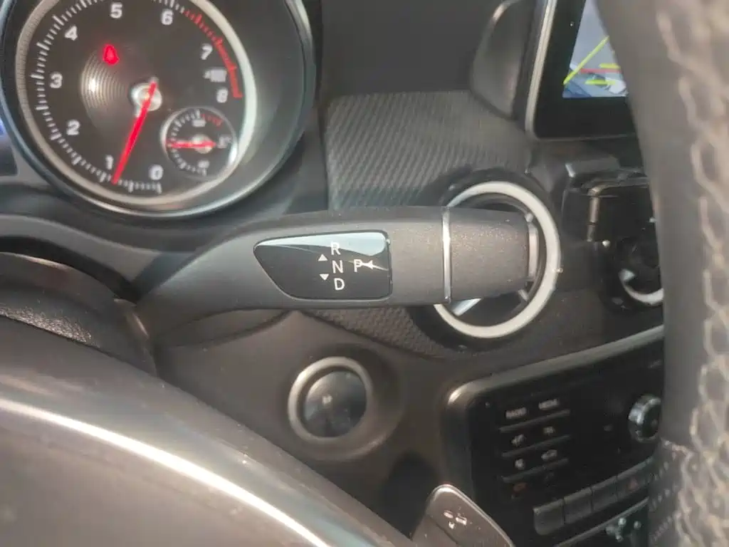 Mercedes-Benz GLA — миниатюра 14