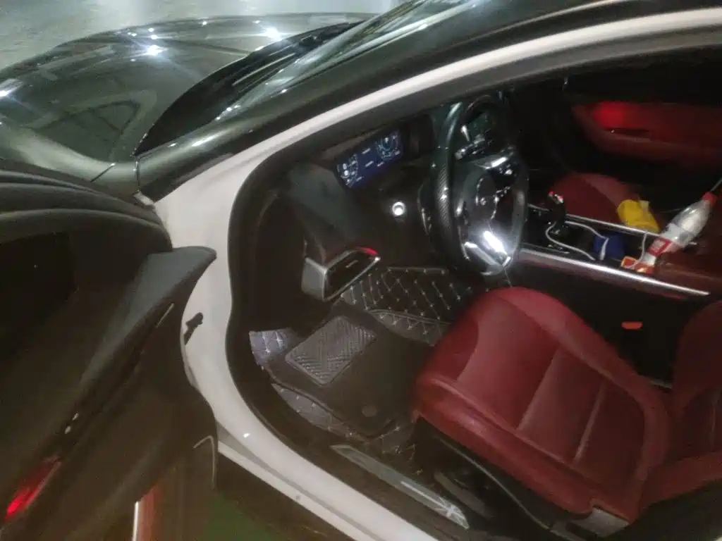 Jaguar XEL — миниатюра 12