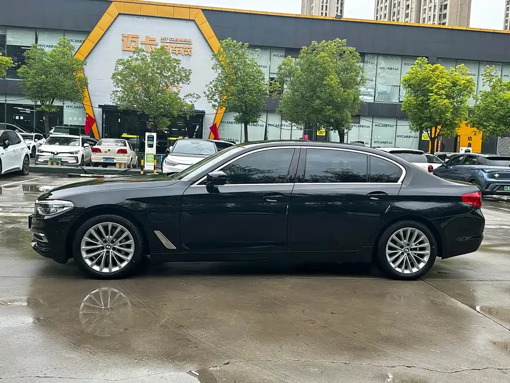 BMW 5 SERIES NEW ENERGY